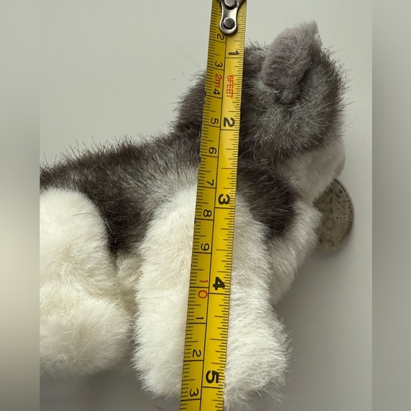 Classic Aurora Husky Cuddly Plush Toy - Picture 9 of 10